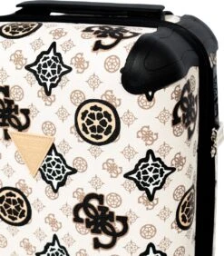 Guess House Party 18 In 4 Wheeler Dames Reiskoffer - Cream Multi Logo -Koffer Winkel 1052x1200 1