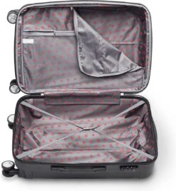 Swiss Alps - Reiskoffer - 68 Cm - 4 Wielen - Zwart 11 Swiss Alps - Reiskoffer - 68 Cm - 4 Wielen - Zwart -Koffer Winkel 1106x1200 2