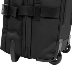 Eastpak TRANVERZ L Reiskoffer (79 X 40 X 33 Cm) - Black -Koffer Winkel 1200x1079 4