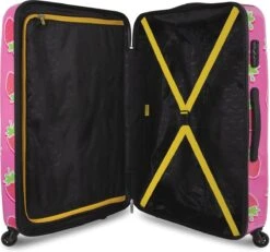 BHPPY - Sweet Strawberry - Reiskoffer (76 Cm) -Koffer Winkel 1200x1123 3