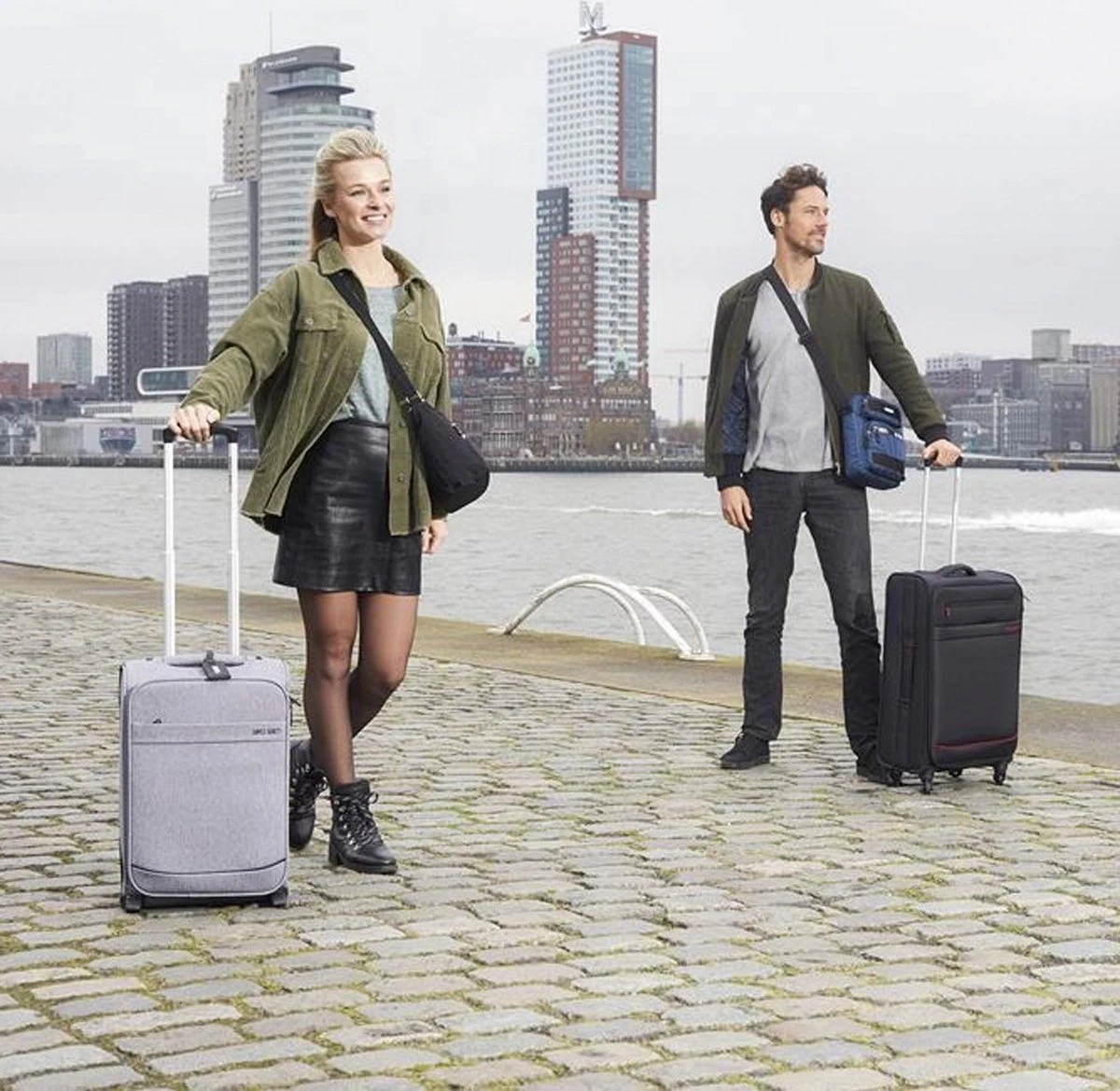 Enrico Benetti Dallas 39042 Handbagage Koffer Softcase - Grijs 13 Enrico Benetti Dallas 39042 Handbagage Koffer Softcase - Grijs - Afbeelding 11