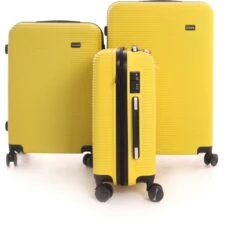 AttitudeZ Air-Z Handbagage Koffer Geel 55cm - TSA-slot 16 AttitudeZ Air-Z Handbagage Koffer Geel 55cm - TSA-slot -Koffer Winkel 1200x1177