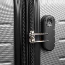 Swiss Alpine 2.0 - Reiskoffer - 67 Cm - 4 Wielen - Zilver 13 Swiss Alpine 2.0 - Reiskoffer - 67 Cm - 4 Wielen - Zilver -Koffer Winkel 1200x1200 1411