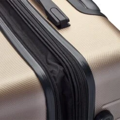 Swiss Alpine 2.0 - Reiskoffer- 77 Cm - 4 Wielen - Champagne - Goud -Koffer Winkel 1200x1200 1877