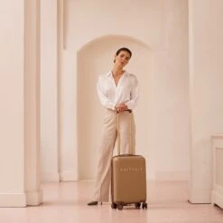 SUITSUIT - Fab Seventies - Cuban Sand - Handbagage (55 Cm) -Koffer Winkel 1200x1200 444