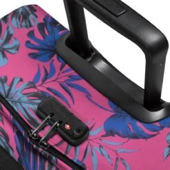 Eastpak TRANVERZ S Reiskoffer, Handbagage (51 X 32.5 X 23 Cm) - Brize Monstera Pink 13 Eastpak TRANVERZ S Reiskoffer, Handbagage (51 X 32.5 X 23 Cm) - Brize Monstera Pink -Koffer Winkel 1200x1200 560
