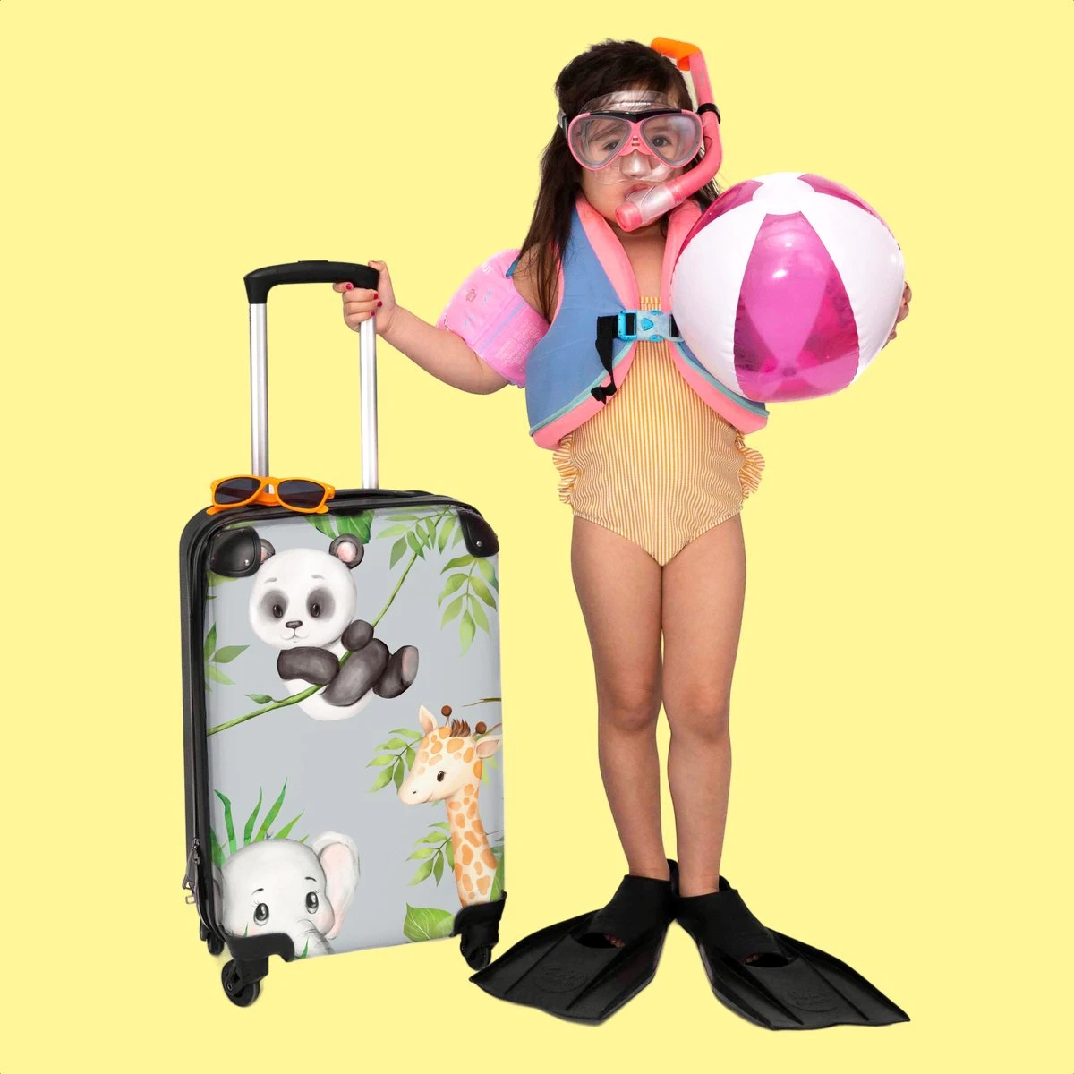 NoBoringSuitcases.com® Koffer - Jungle - Panda - Olifant - Giraffe - Kinderen - Past Binnen 55x40x20 Cm En 55x35x25 Cm - Handbagage - Trolley - Fotokoffer - Cabin Size - Print 8 NoBoringSuitcases.com® Koffer - Jungle - Panda - Olifant - Giraffe - Kinderen - Past Binnen 55x40x20 Cm En 55x35x25 Cm - Handbagage - Trolley - Fotokoffer - Cabin Size - Print - Afbeelding 6