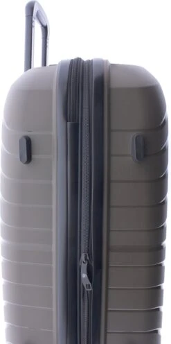 Gladiator Kick-Off Middelgrote Koffer Expandable - 67 Cm - 72/90 Liter - Eco Friendly Recyclebaar PP - Khaki Groen -Koffer Winkel 597x1200 7