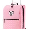 Reisenthel Trolley XS Kids Reiskoffer Kind - 12L - Panda Dots Pink Roze 2 Reisenthel Trolley XS Kids Reiskoffer Kind - 12L - Panda Dots Pink Roze -Koffer Winkel 741x1200 1