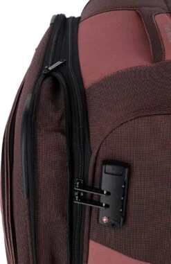 Travelite Zachte Koffer / Trolley / Reiskoffer - Viia - 77 Cm (XL) - Roze 19 Travelite Zachte Koffer / Trolley / Reiskoffer - Viia - 77 Cm (XL) - Roze -Koffer Winkel 778x1200 16