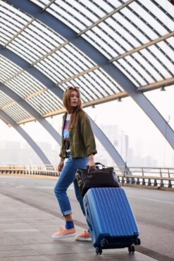 Decent Tranporto-One Grote Koffer - 76 Cm - TSA Slot - Dark Blue -Koffer Winkel 800x1200 122