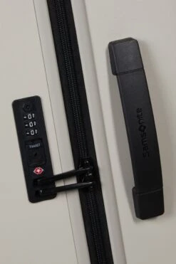 Samsonite Reiskoffer - Stackd Spinner (4 Wielen) 75 Cm - Sand - 4.3 Kg -Koffer Winkel 800x1200 146