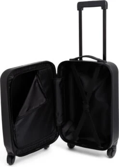 Norlander Squared Handbagagekoffer 37L - Reiskoffer Trolley - ECO Rpet - Zwart -Koffer Winkel 858x1200 1