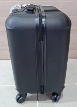 Trolley - Reiskoffer - Princess Traveller Valencia ABS Black -Koffer Winkel 862x1200 2