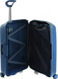 Roncato Light 4 Wiel Trolley 68 Avio Blue 40 Roncato Light 4 Wiel Trolley 68 Avio Blue -Koffer Winkel 882x1200 13