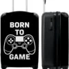 NoBoringSuitcases.com® Koffer - Quote - Gaming - Controller - Boys - Past Binnen 55x40x20 Cm En 55x35x25 Cm - Handbagage - Trolley - Fotokoffer - Cabin Size - Print -Koffer Winkel 978x1200
