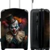 NoBoringSuitcases.com® Koffer Groot - Clown - Hoed - Kraag - Portret - Killer Clown - Trolley Koffer Met TSA-slot - Met Wielen - 90 Liter - Reiskoffer - 66 Cm -Koffer Winkel 985x1200 4