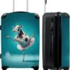 NoBoringSuitcases.com® Koffer Groot - Koe - Ballet - Portret - Blauw - Dieren - Trolley Koffer Met TSA-slot - Met Wielen - 90 Liter - Reiskoffer - 66 Cm -Koffer Winkel 985x1200 8