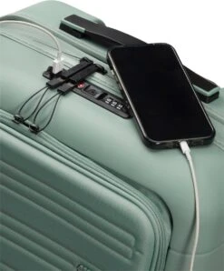 American Tourister Reiskoffer Met Laptopvak - Novastream Spinner 55/20 Tsa (Handbagage) Nomad Green 16 American Tourister Reiskoffer Met Laptopvak - Novastream Spinner 55/20 Tsa (Handbagage) Nomad Green -Koffer Winkel 995x1200 1